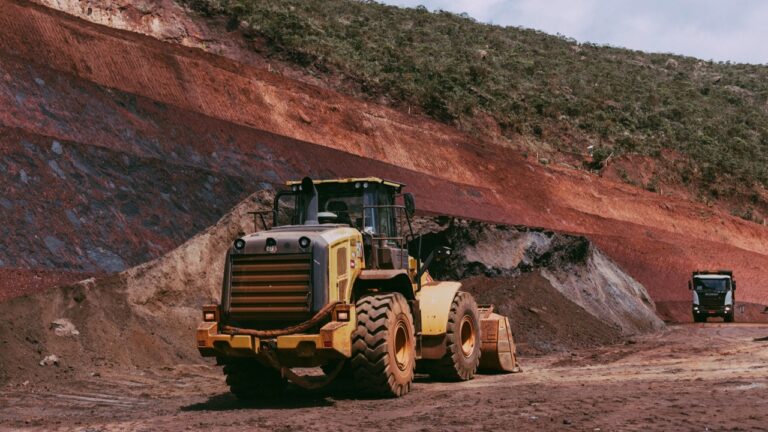 The Aluminum Foil Supply Chain Explained: From Bauxite Mining to Jumbo Roll Production